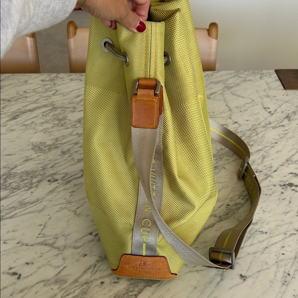 LOUIS VUITTON BUCKET BAG, 2002 Damier Geant LV Cup - Picture 4 of 14